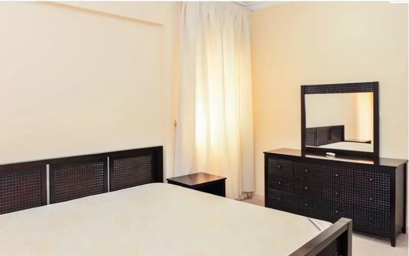 Wohn Klaar eigendom 1 Schlafzimmer F/F Wohnung  zu vermieten in Doha #12969 - 1  image 